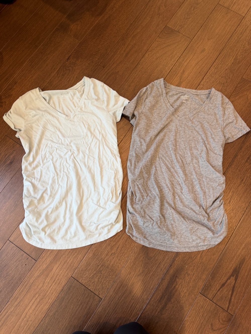 Isabel Maternity Short Sleeve Shirts Set of 2 - Small - C16-058 - Picture 1 of 9